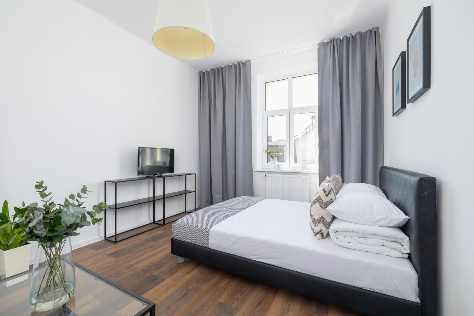 2-Bedroom Apartment - Dluga 65 Krakau Buitenkant foto